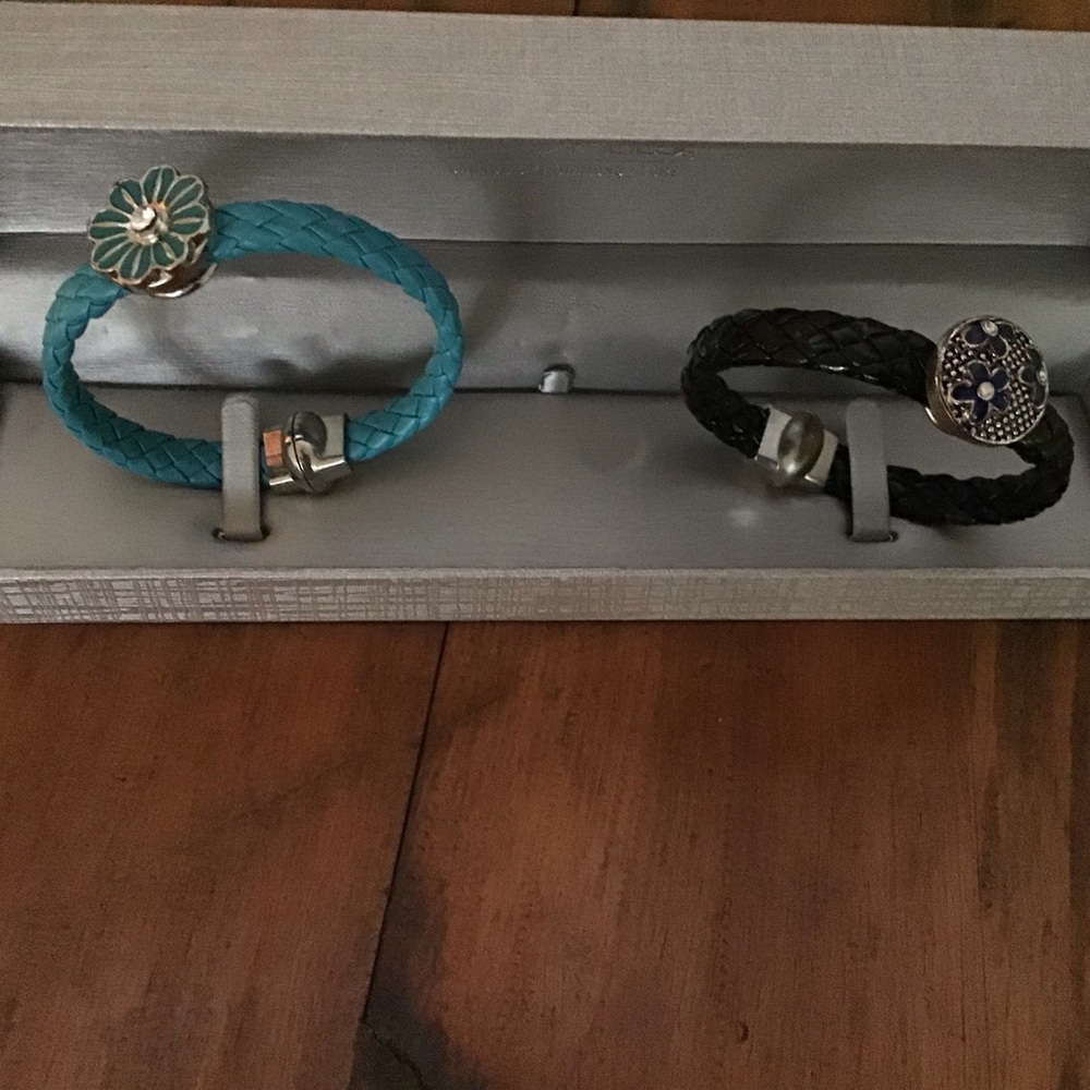 *NWOT*Leather Magnetic Clasp Charm Bracelets - Picture 9 of 9